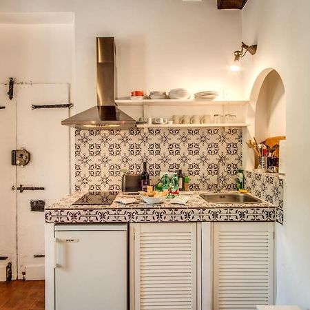 Lovely Flat In The Heart Of Trastevere Rome Buitenkant foto