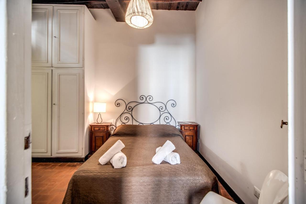 Lovely Flat In The Heart Of Trastevere Rome Buitenkant foto