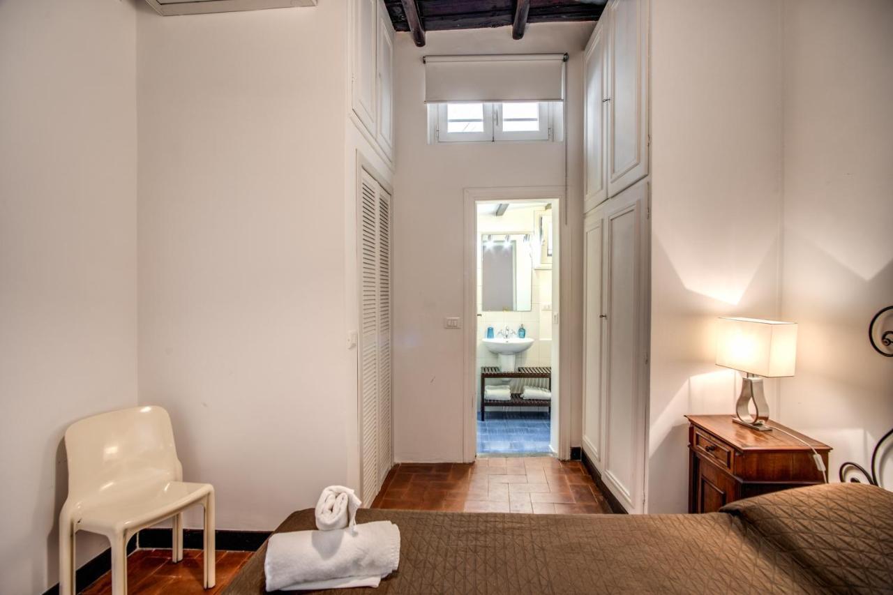 Lovely Flat In The Heart Of Trastevere Rome Buitenkant foto