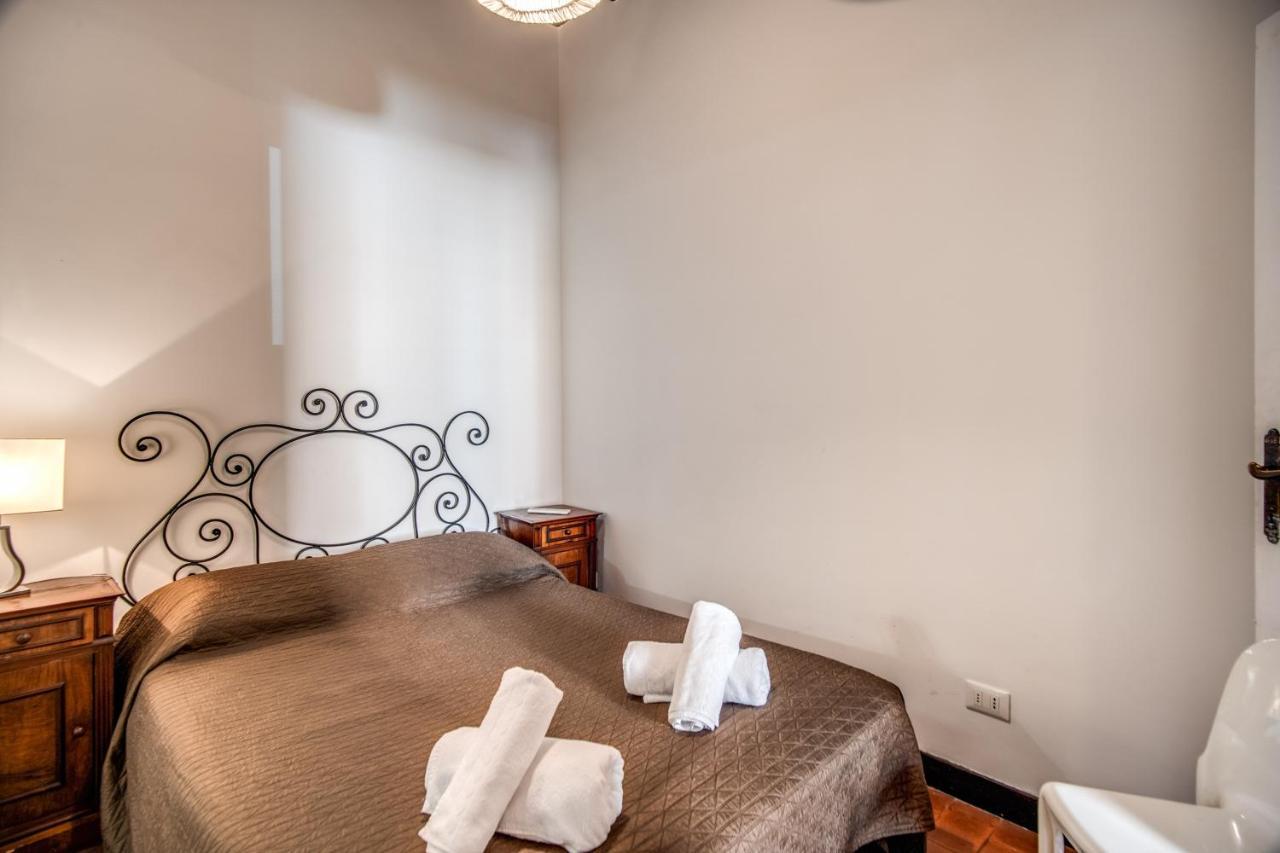 Lovely Flat In The Heart Of Trastevere Rome Buitenkant foto